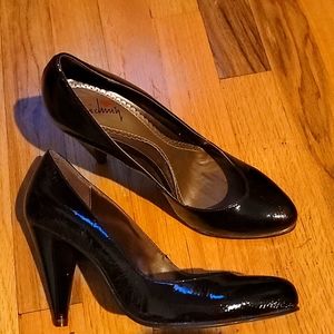 Luichiny Burgundy brown patent heel